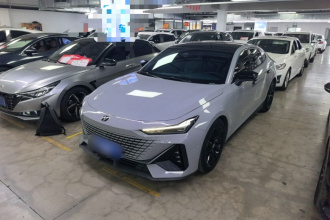 长安UNI-V 2022款 1.5T 智慧领航型