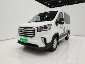 上汽大通MAXUS 新途V90 2020款 2.0TAMT运杰版前驱后单胎短轴中顶6座