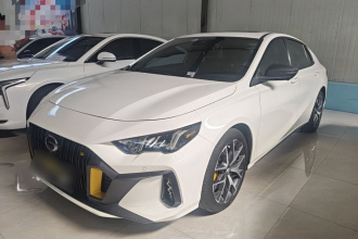 广汽传祺 影豹 2021款 270T DCT J16版