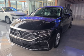 大众 帕萨特新能源 2025款 430PHEV 混动商务版