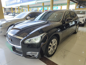 英菲尼迪Q70 2019款 Q70L 2.0T 精英版
