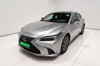 雷克萨斯ES 2025款 300h 臻享版
