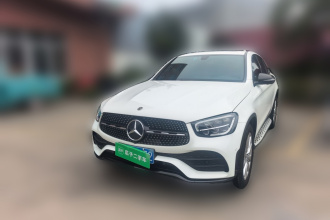 奔驰GLC轿跑 2021款 GLC 260 4MATIC 轿跑SUV