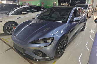比亚迪 海豹 2022款 700km 长续航后驱版