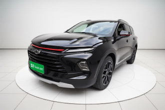 雪佛兰 开拓者 2023款 轻混 650T Redline 霆版