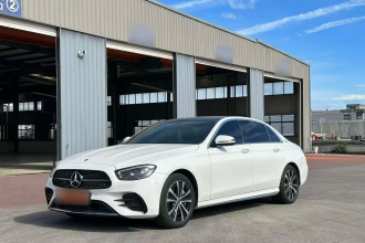 奔驰E级新能源 2023款 E 350 e L 插电式混合动力运动轿车