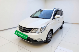 宝骏730 2014款 1.5L 手动标准型 7座