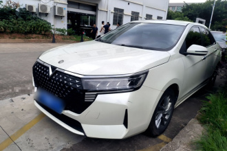 启辰D60 2023款 PLUS 1.6L XL CVT悦领版