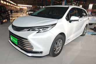 丰田 赛那SIENNA 2023款 2.5L混动 舒适版