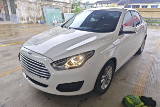 福特 福睿斯 2019款 改款 1.5L 自动质享型（胎压监测） 国VI