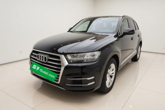 奥迪Q7 2018款 40 TFSI 舒适型