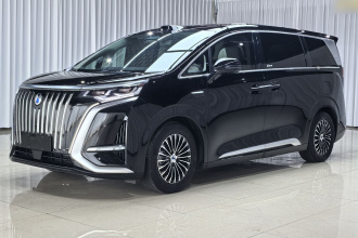 腾势D9 2025款 EV 智驾版 600 四驱旗舰型