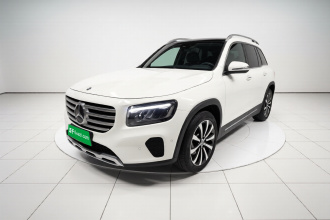 奔驰GLB 2024款 GLB 220 时尚型