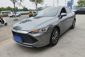 比亚迪 秦PLUS 2024款 荣耀版 DM-i 120KM领先型