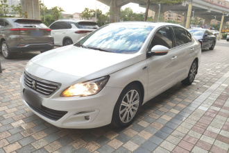 标致408 2016款 1.6T 自动豪华版