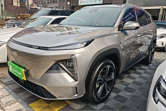 吉利银河 银河L7 2024款 1.5T 115km PLUS  龙腾版