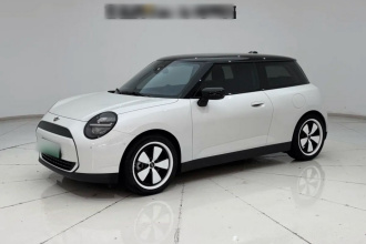 电动MINI COOPER 2024款 456km COOPER E 经典派