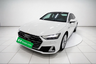 奥迪A7L 2024款 45TFSI S-line 筑梦型 流晶套装
