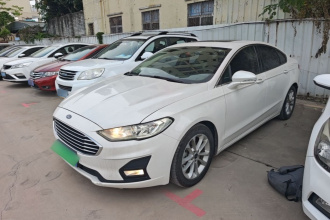 福特 蒙迪欧 2018款 EcoBoost 180 智控时尚型 国VI