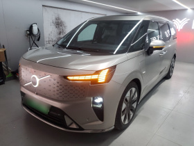 沃尔沃EM90 2025款 Ultra 六座