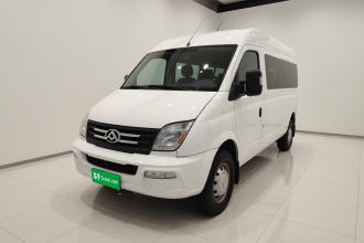 上汽大通MAXUS 新途V80 2021款 2.0T 手动经典傲运通127PS中轴中顶6/7/8/9座