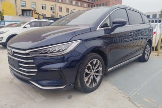 比亚迪 宋MAX 2021款 升级版 1.5T 自动豪华型 6座