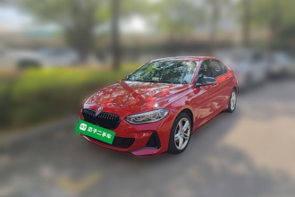 宝马1系 2021款 120i M运动曜夜版