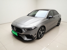 奔驰A级 2020款 改款 A 220 L 4MATIC 运动轿车