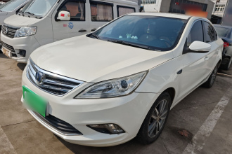 长安 逸动 2015款 1.6L 手动豪华型 国V