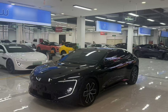 阿维塔12 2024款 700 三激光后驱奢享版