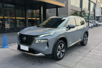 日产 奇骏 2023款 e-POWER 超混双电机四驱至尊版