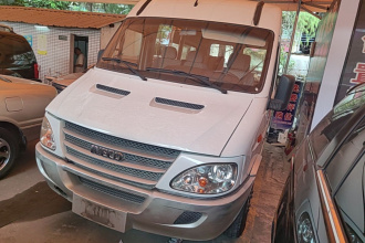 依维柯褒迪 2012款 2.5T-A32 基本型