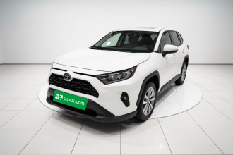 丰田 RAV4荣放 2024款 2.0L CVT两驱都市版