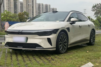 极氪007GT 2025款 四驱智驾版 75kWh