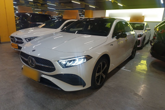 奔驰A级 2024款 改款 A 200 L 时尚型