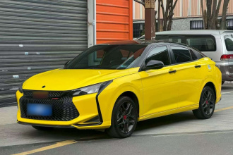 东风风神 奕炫 2021款 230T 自动追猎骑士版