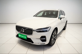 沃尔沃XC60 2025款 B5 四驱智逸豪华版