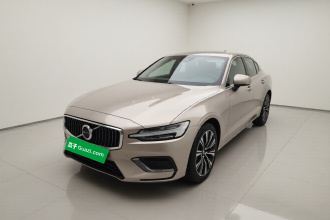 沃尔沃S60 2025款 B4 智远豪华版