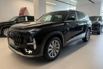 奥迪Q6 2024款 45 TFSI quattro 齐云型 羽林套装 6座