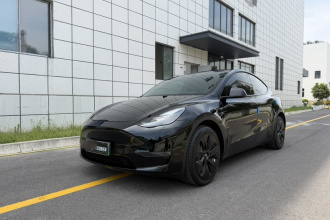 特斯拉 Model Y 2021款 长续航全轮驱动版 3D7