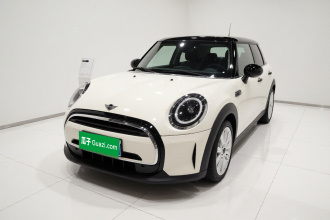 MINI 2022款 改款 1.5T COOPER 经典派 五门版