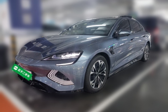 比亚迪 海豹 2022款 550km 标准续航后驱版尊贵型