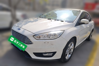 福特 福克斯 2015款 三厢 1.6L 自动舒适型