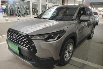 丰田 卡罗拉锐放 2022款 2.0L 精英版