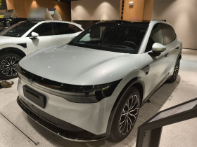 极氪7X 2025款 100kWh 长续航后驱智驾版