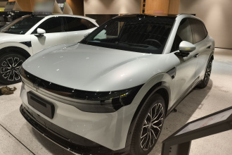 极氪7X 2025款 100kWh 长续航后驱智驾版