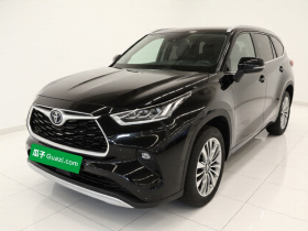 丰田 汉兰达 2023款 2.5L智能电混双擎两驱尊贵版 7座