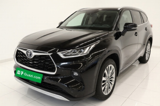 丰田 汉兰达 2023款 2.5L智能电混双擎两驱尊贵版 7座