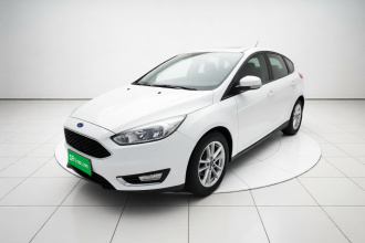 福特 福克斯 2015款 两厢 1.6L 手动风尚型