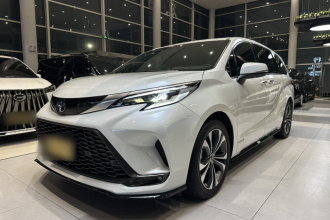 丰田 格瑞维亚 2022款 2.5L混动 旗舰版